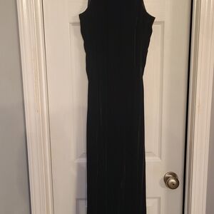 Jones New York Black Halter Sheath Dress
